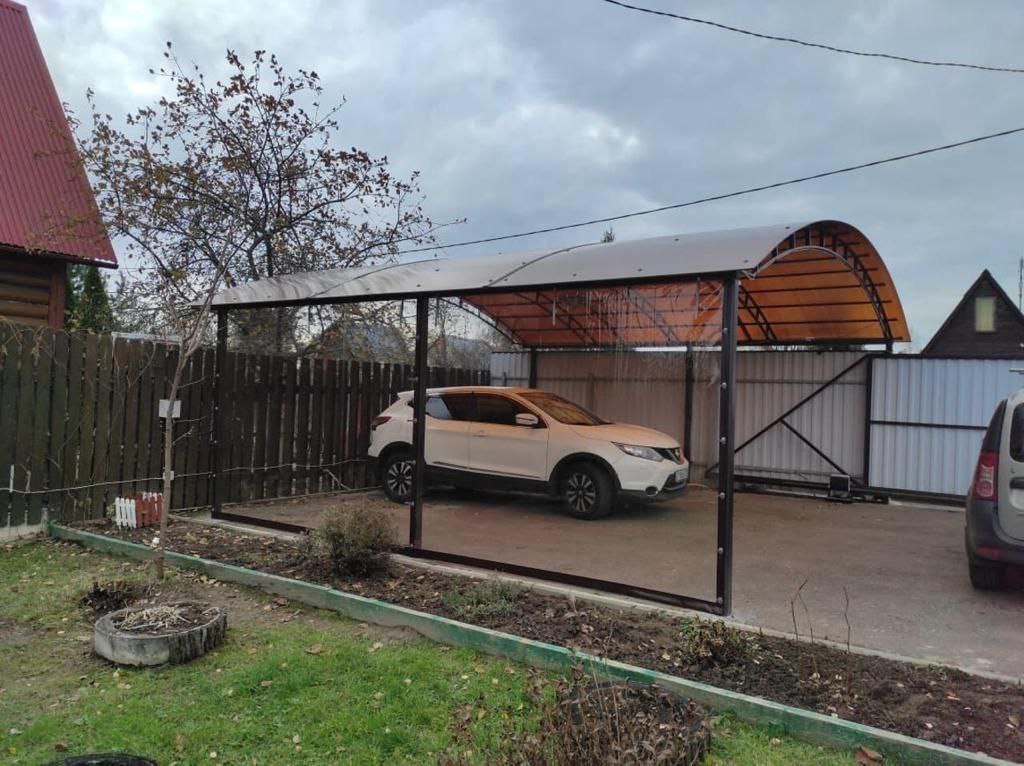 Прозрачные шторы ПВХ для навеса под автомобиль в Магнитном